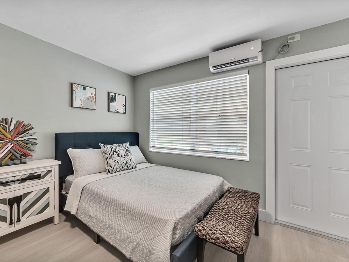 Appartamento Dania Beach Holiday Retreat International Airport Esterno foto
